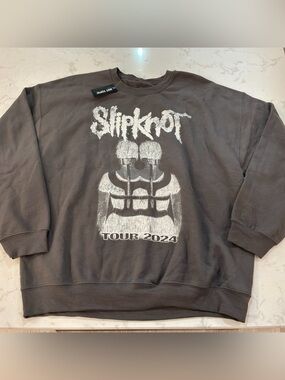 NWT Slipknot Tour 2024 Sweatshirt Mens XL Gray Here Comes the Pain Crewneck